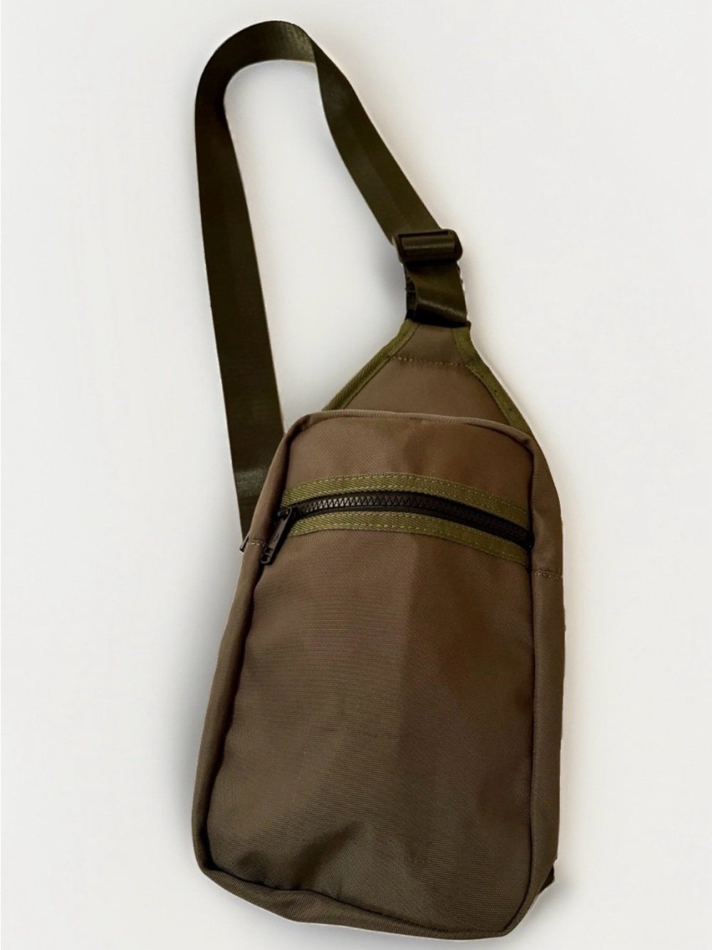 True Religion Yeta 2.0 Sling Bag/Crossbody Chest Bag Olive Green New 15x8x4